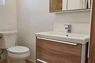 622 15th St, Miami Beach, FL 33139 - Photo 33