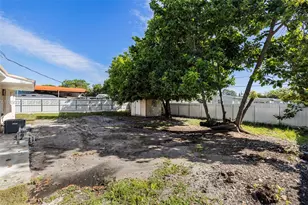 18931 NW 44th Ave, Miami Gardens, FL 33055 - Photo 19