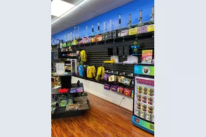 1911 Hollywood Blvd, Hollywood, FL 33020 - Photo 9