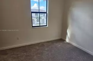 12867 SW 232nd Ln, Homestead, FL 33032 - Photo 9