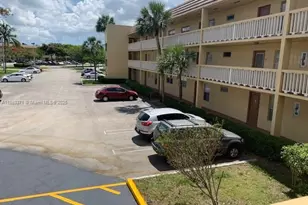 6021 NW 61st Ave, Tamarac, FL 33319 - Photo 17