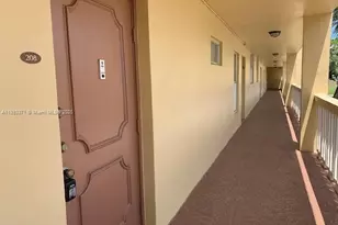 6021 NW 61st Ave, Tamarac, FL 33319 - Photo 15