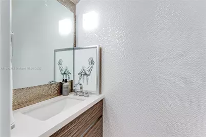 259 Shore Ct, Lauderdale by the Sea, FL 33308 - Photo 25