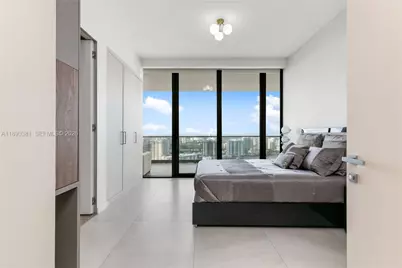 18975 Collins Ave #3402, Sunny Isles Beach, FL 33160 - Photo 23