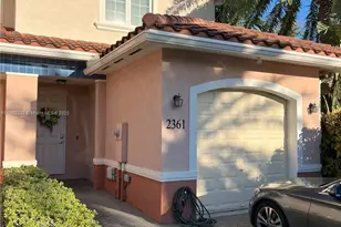 2361 SE 5th St, Pompano Beach, FL 33062 - Photo 1