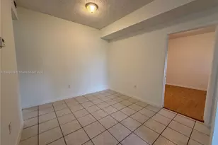 2421 NW 96th Terrace, Pembroke Pines, FL 33024 - Photo 3