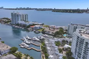 7918 Harbor Island Dr, North Bay Village, FL 33141 - Photo 3