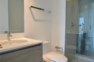 121 NE 34th St, Miami, FL 33137 - Photo 11