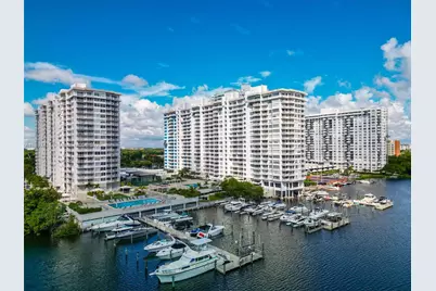 18011 Biscayne Blvd #902, Aventura, FL 33160 - Photo 3