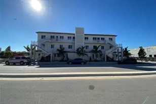 10250 NW 66th St, Doral, FL 33178 - Photo 29