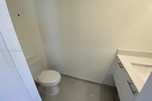 10250 NW 66th St, Doral, FL 33178 - Photo 9