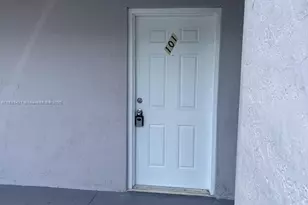 2670 W 76th St, Hialeah, FL 33016 - Photo 33