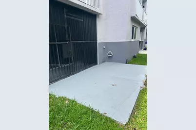 2670 W 76th St #101, Hialeah, FL 33016 - Photo 31