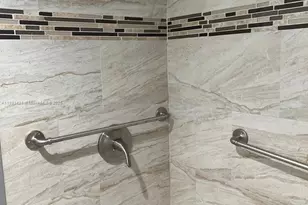 2670 W 76th St, Hialeah, FL 33016 - Photo 19