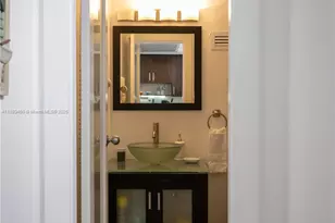 19201 Collins Ave, Sunny Isles Beach, FL 33160 - Photo 19