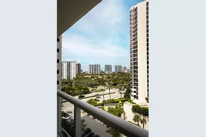 19201 Collins Ave #720, Sunny Isles Beach, FL 33160 - Photo 5