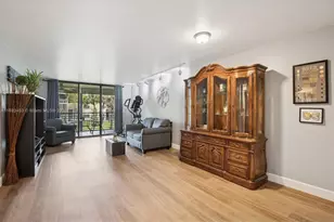 7675 NW 79th Ave, Tamarac, FL 33321 - Photo 5