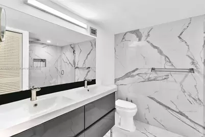 1000 Parkview Dr #329, Hallandale Beach, FL 33009 - Photo 11