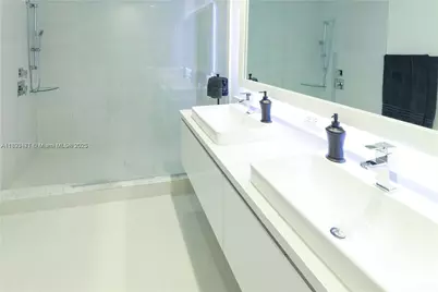 10501 NW 66th St #10501, Doral, FL 33178 - Photo 15