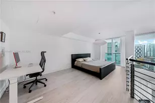 41 SE 5th St, Miami, FL 33131 - Photo 7