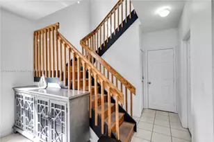 10470 SW 16th St, Pembroke Pines, FL 33025 - Photo 17