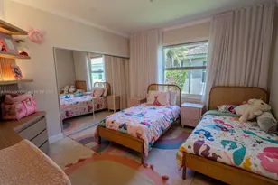 2493 Poinciana Dr, Weston, FL 33327 - Photo 23