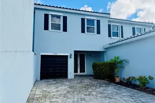 9446 SW 170th Passage, Miami, FL 33196 - Photo 5