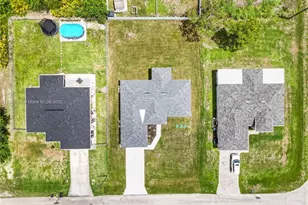3202 41st St W, Lehigh Acres, FL 33971 - Photo 5