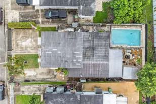 940 E 21st St, Hialeah, FL 33013 - Photo 25