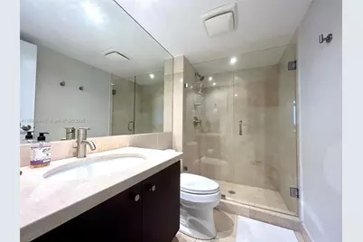 100 Bayview Dr #PH08, Sunny Isles Beach, FL 33160 - Photo 25