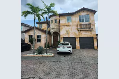 18031 NW 87th Ct, Hialeah, FL 33018 - Photo 1