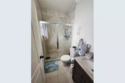 18031 NW 87th Ct, Hialeah, FL 33018 - Photo 23