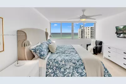 7135 Collins Ave #1126, Miami Beach, FL 33141 - Photo 19