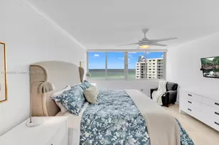 7135 Collins Ave, Miami Beach, FL 33141 - Photo 19