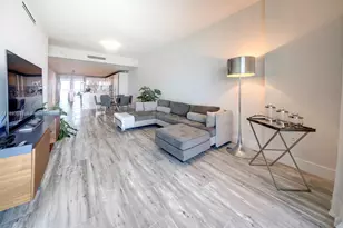 10203 Collins Ave, Bal Harbour, FL 33154 - Photo 31