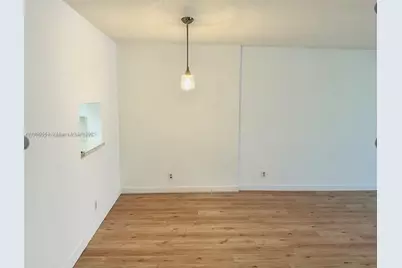 201 SE 11th Ter #302, Dania Beach, FL 33004 - Photo 11