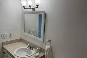 201 SE 11th Terrace, Dania Beach, FL 33004 - Photo 15