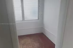 2046 SW 7th St, Miami, FL 33135 - Photo 9