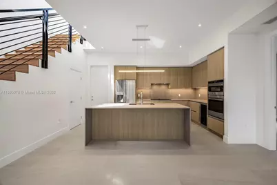 3300 SW 27th Ter #3300, Miami, FL 33133 - Photo 17