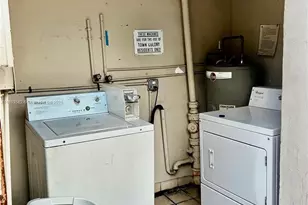 2918 Funston St, Hollywood, FL 33020 - Photo 15