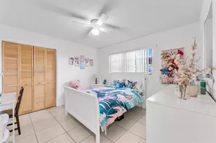 8820 SW 27th St, Miami, FL 33165 - Photo 25