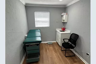 7070 Taft St, Hollywood, FL 33024 - Photo 17