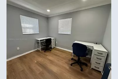 7070 Taft St, Hollywood, FL 33024 - Photo 11