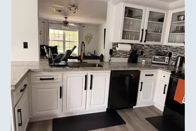 3801 NW 121st Ave, Sunrise, FL 33323 - Photo 13