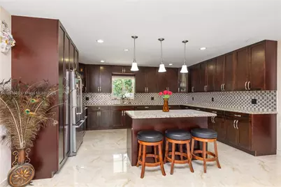 19501 SW 236th St, Homestead, FL 33031 - Photo 11