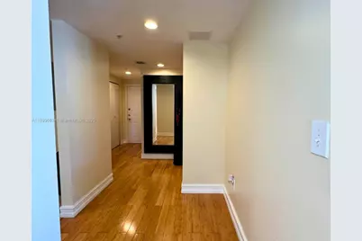 275 NE 18th St #808, Miami, FL 33132 - Photo 1