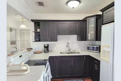 11301 Quail Roost Dr, Miami, FL 33157 - Photo 7