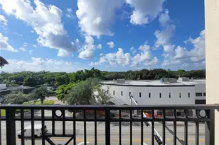 5271 SW 8th St, Miami, FL 33134 - Photo 9