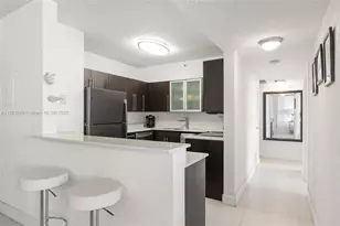 1500 Bay Rd, Miami Beach, FL 33139 - Photo 5