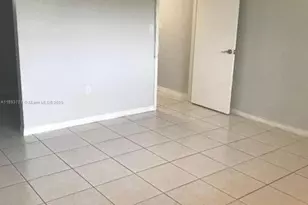 210 NW 87th Ave, Miami, FL 33172 - Photo 5